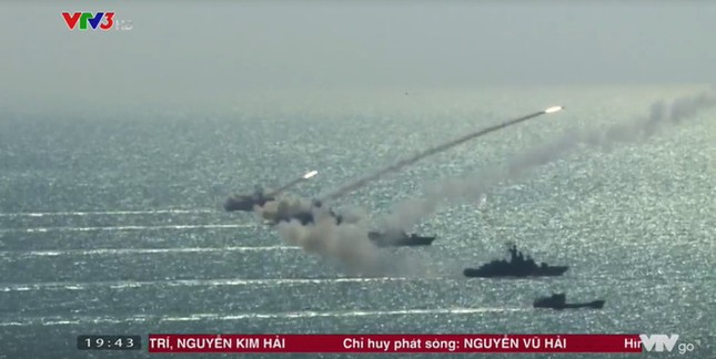 Tàu ngầm Kilo Việt Nam lần đầu phóng tên lửa Klub ảnh 4
