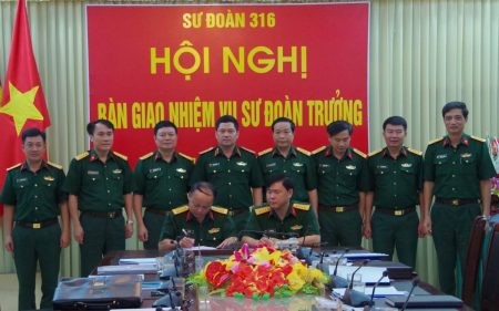Điều động, bổ nhiệm nhân sự Quân đội ảnh 1