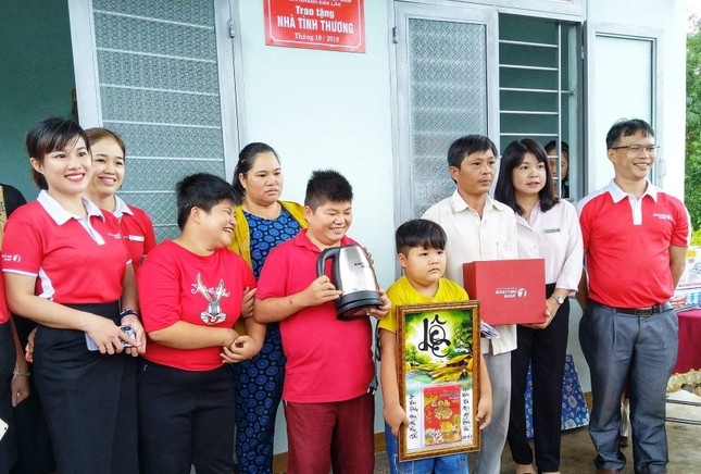 Tặng nhà mới cho hộ nghèo tại Đăk Lăk ảnh 1