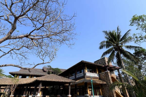 'Ánh sáng cuối đường hầm' của những phận nghèo nơi đảo Ngọc ảnh 2