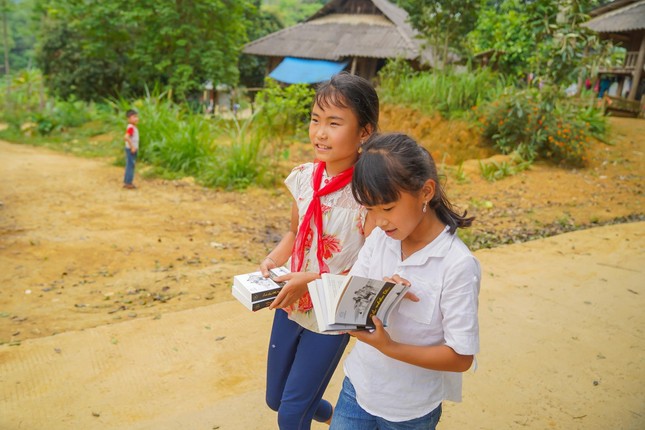 Hành trình Từ Trái Tim: Bên kia núi là giấc mơ thoát nghèo ảnh 2