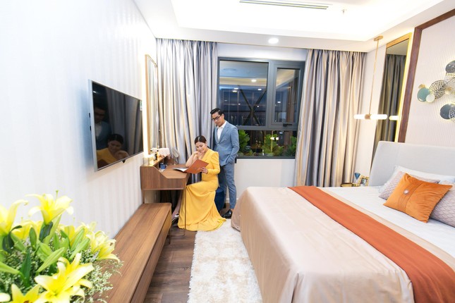 Hàng trăm khách hàng kinh ngạc với vẻ đẹp huyền ảo căn hộ Opal Boulevard ảnh 2