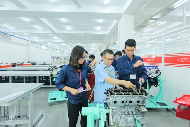 Đại học HUTECH chính thức nhận hồ sơ xét tuyển học bạ từ 2/5 ảnh 3