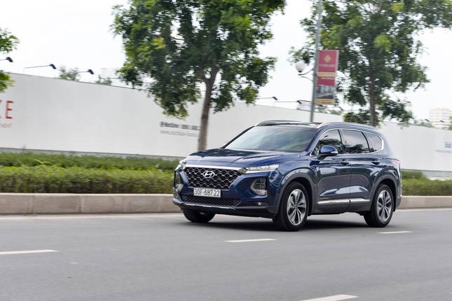Hyundai SantaFe 2019: Thoát khỏi định kiến xe Hàn ảnh 2