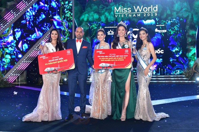 Hoa hậu Đỗ Mỹ Linh, Tiểu Vy lộng lẫy trên sân khấu Chung kết Miss World VN ảnh 10