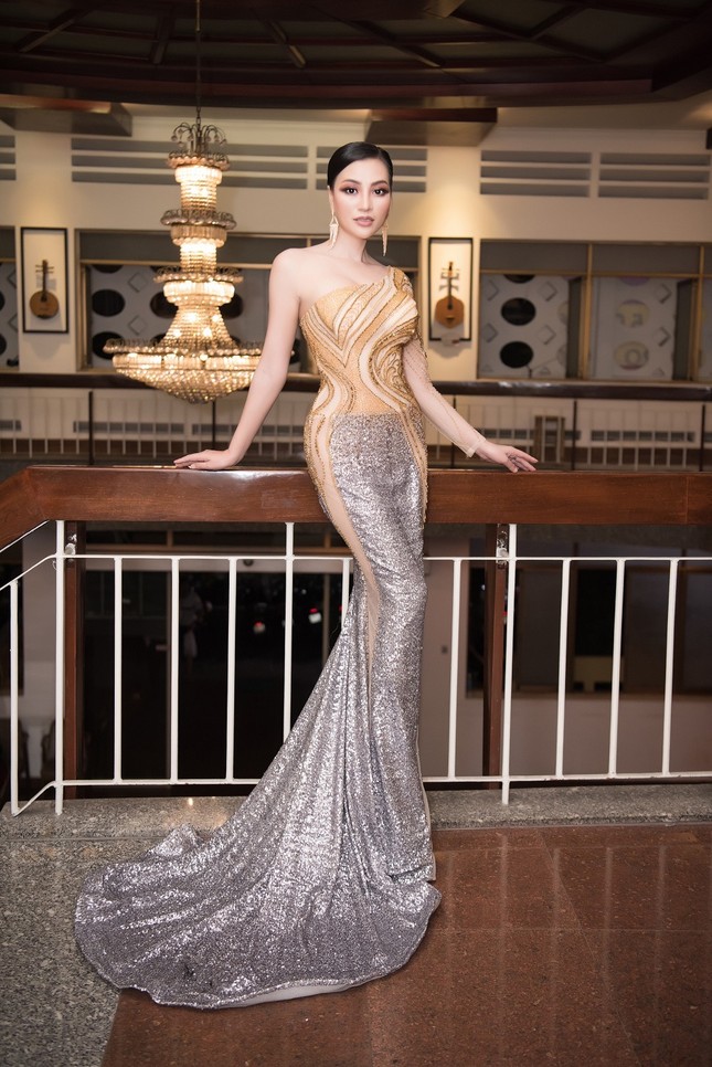 CEO Trần Huyền Nhung body chuẩn tựa người mẫu ảnh 5