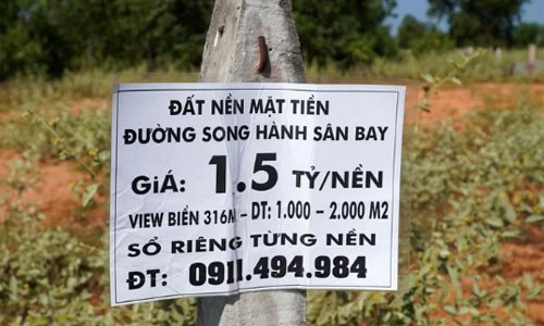 Làm đường nhựa trên đất nông nghiệp để bán nền ảnh 1