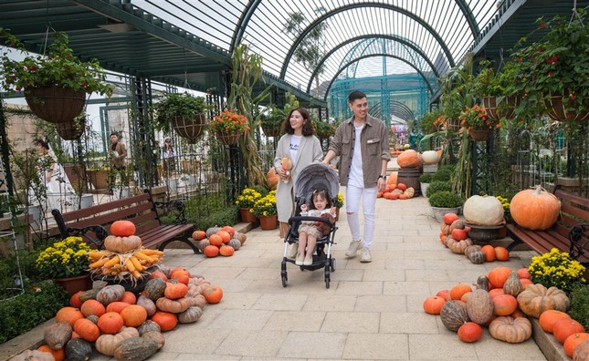 Lễ hội Phương Tây - đặc sản của du lịch Bà Nà Hills ảnh 3