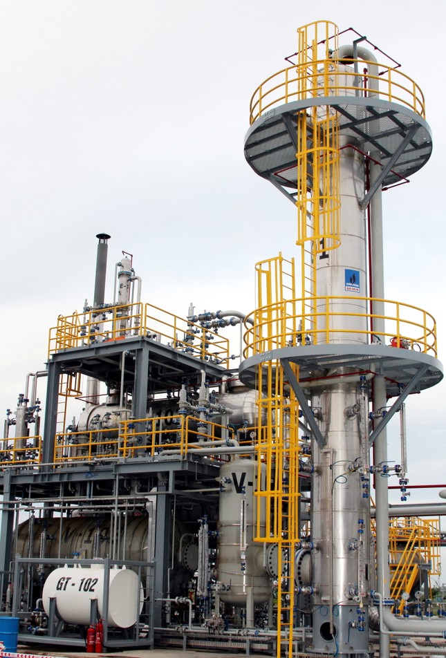 Tổng giám đốc PV GAS tham gia Đoàn làm việc với lãnh đạo UBND tỉnh Thái Bình ảnh 1