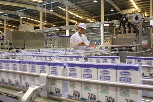 Vinamilk giới thiệu nhà máy 'đặc biệt nhất' với Thứ trưởng Bộ Nông Nghiệp Mỹ ảnh 1