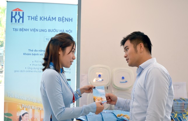 Thanh toán viện phí không dùng tiền mặt tại Bệnh viện Ung Bướu Hà Nội ảnh 2