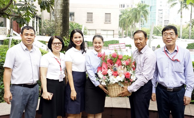 PV GAS kỷ niệm tháng 10 yêu thương! ảnh 1