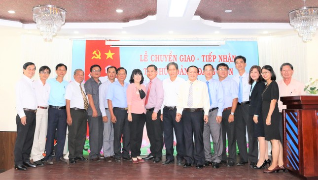 Lễ chuyển giao và tiếp nhận tổ chức Đảng và đảng viên của DongThap Tourist ảnh 3