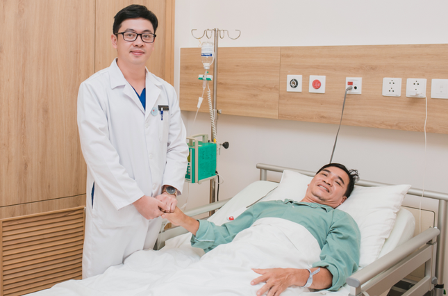 Loại bỏ sỏi thận lâu năm không cần mổ hở ảnh 1