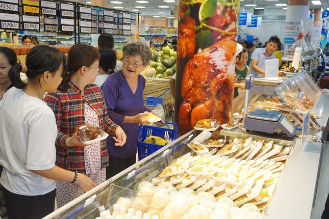 Mừng chiến thắng của U22 Việt Nam, Saigon Co.op giảm giá, tăng thưởng cho khách ảnh 3
