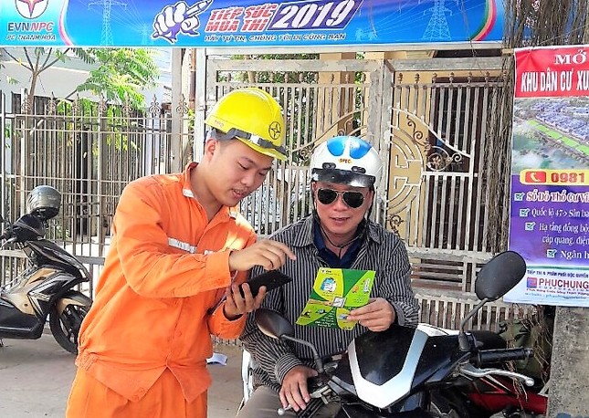 Tổng công ty Điện lực miền Bắc triển khai nhiều hoạt động tri ân khách hàng ảnh 1