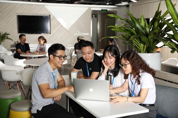 Làm thế nào giải ‘cơn khát’ nhân lực CNTT trong năm 2020? ảnh 1