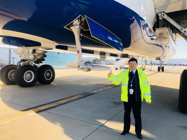 Gặp cơ trưởng cầm lái 'khách sạn 5 sao di động' Boeing 787-9 Dreamliner ảnh 2