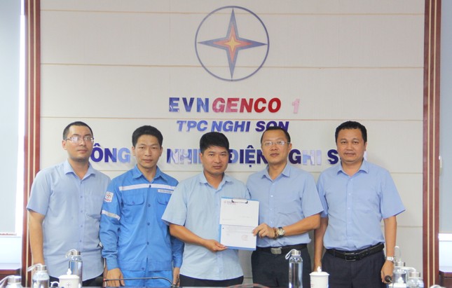 Nhiệt điện Nghi Sơn phát động thi đua lập thành tích chào mừng Đại hội Đảng các cấp ảnh 1