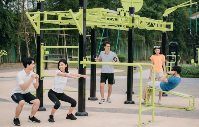Gần 2000 gia đình háo hức nhận nhà mới tại đại đô thị Vinhomes Smart City ảnh 4