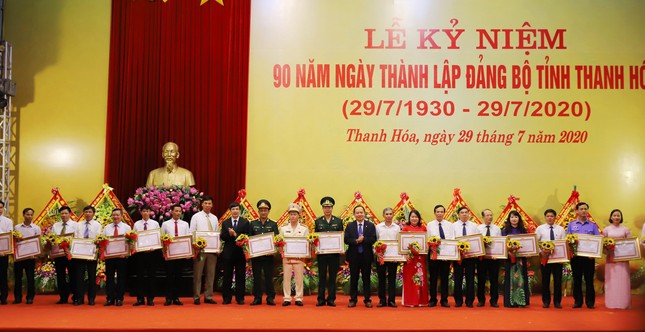 Kỷ niệm 90 ngày thành lập Đảng bộ tỉnh Thanh Hoá ảnh 4