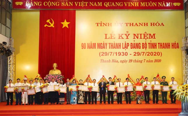 Kỷ niệm 90 ngày thành lập Đảng bộ tỉnh Thanh Hoá ảnh 6