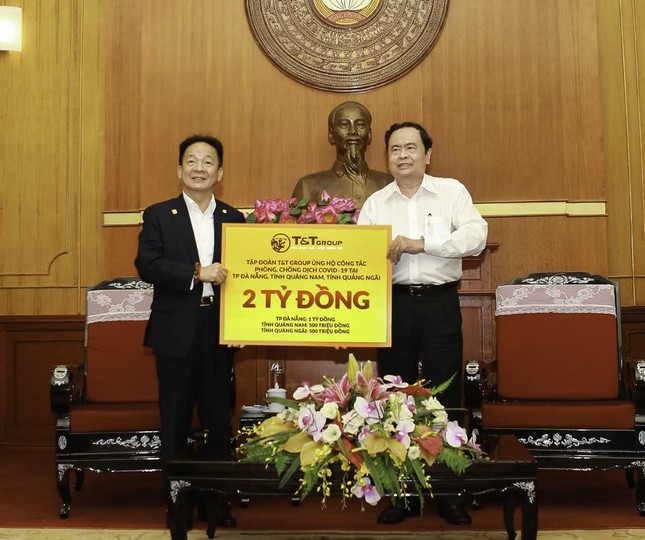 “Bầu Hiển” tiếp tục đi đầu trong cuộc chiến chống COVID-19 ảnh 1