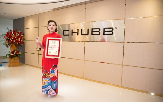Chubb Life Việt Nam được vinh danh “Top 10 doanh nghiệp Bảo hiểm Nhân thọ uy tín” ảnh 1