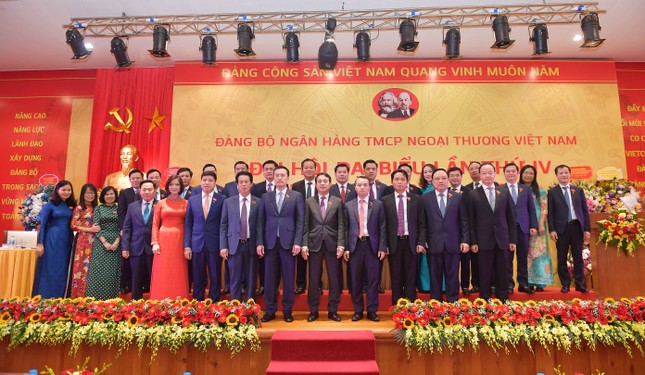 Tinh gọn bộ máy, nâng cao hiệu quả hoạt động xứng đáng là ngân hàng số 1 Việt Nam ảnh 2