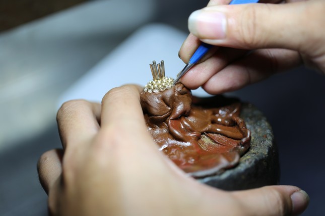 Điều gì tạo nên những chiếc nhẫn kim cương hoàn hảo từ Hoàng Thứ Jewelry? ảnh 2