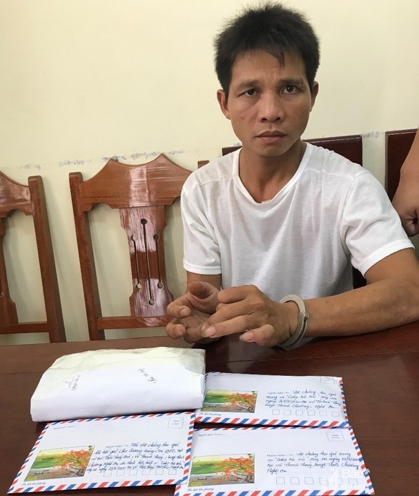 Trộm trốn trong nhà tắm bất ngờ lao ra chém 2 phụ nữ trọng thương ảnh 1