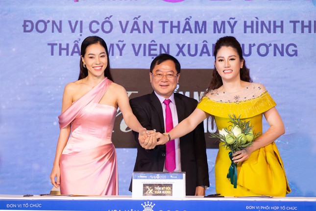 Hoa hậu Doanh nhân Xuân Hương rạng rỡ tại buổi họp báo Hoa hậu Việt Nam 2020 ảnh 3