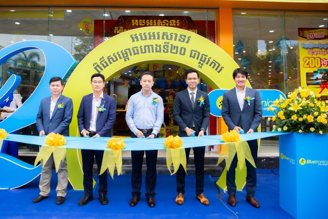 ‘Xuất ngoại’ thần tốc như Điện máy Xanh ảnh 1