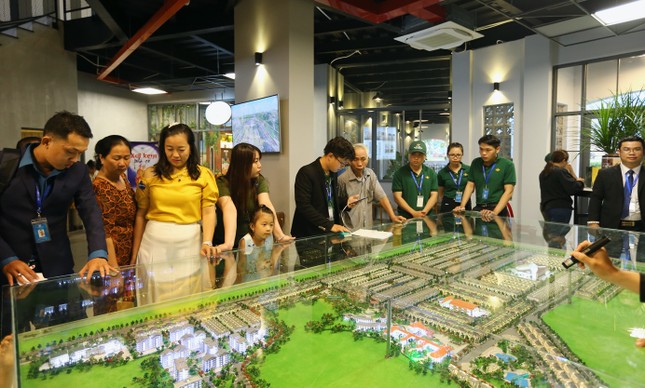 Chính thức khánh thành khu kinh tế đêm đầu tiên tại thành phố Đồng Xoài ảnh 3