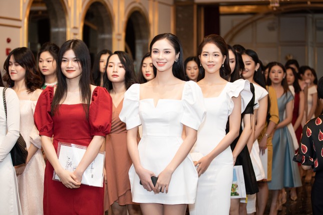 Vietjet đồng hành cùng Hoa hậu Việt Nam 2020 ghi dấu ‘thập kỷ hương sắc’ ảnh 1