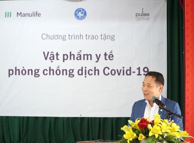 Manulife Việt Nam góp vật phẩm y tế cho chống dịch trị giá gần 3.5 tỷ ảnh 2