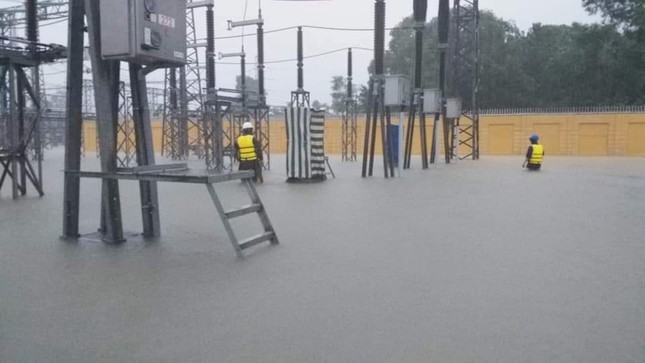 PTC2 đảm bảo vận hành an toàn lưới truyền tải điện trong mùa mưa lũ ảnh 2