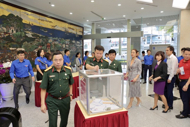 Cán bộ người lao động Petrovietnam dành gần 5 tỷ đồng ủng hộ đồng bào vùng lũ ảnh 1