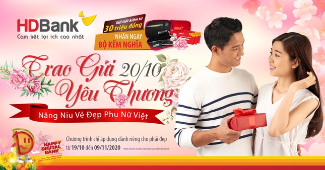 Mừng 20-10, HDBank tặng khách hàng hàng ngàn phần quà và tiền vào tài khoản ảnh 1