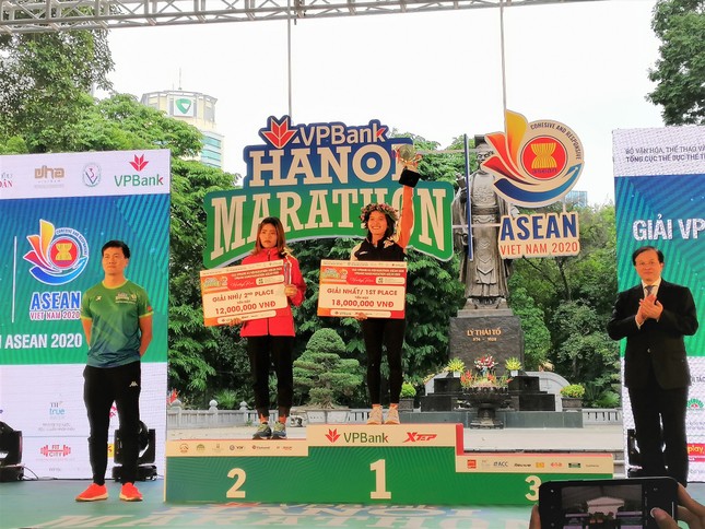 Nhiều VĐV ghi dấu thành tích ấn tượng tại VPBank Hanoi Marathon ASEAN 2020 ảnh 1