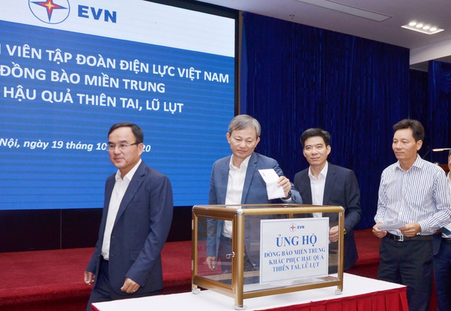 EVN và các đơn vị thành viên chung tay hỗ trợ miền Trung ảnh 1
