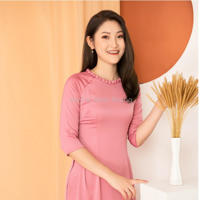 Tư vấn cách mặc áo dài đẹp chuẩn dáng người của Thiết kế Minh Khang ảnh 5