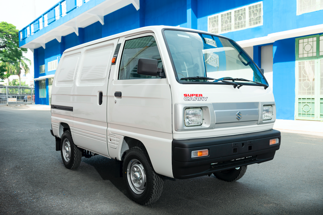 Đồng hành cùng miền Trung, Suzuki kiểm tra xe và thay dầu động cơ miễn phí ảnh 3