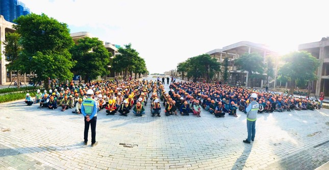 “Đại công trường” Bãi Dài - Cam Ranh hối hả thi công ảnh 2