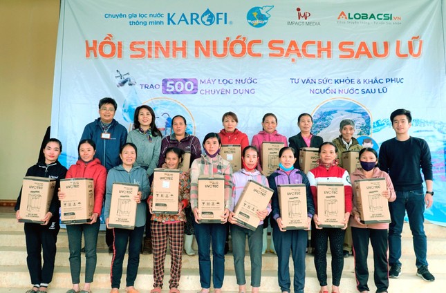 Karofi hồi sinh nước sạch sau lũ: Tặng 500 máy lọc chuyên biệt cho miền Trung ảnh 1