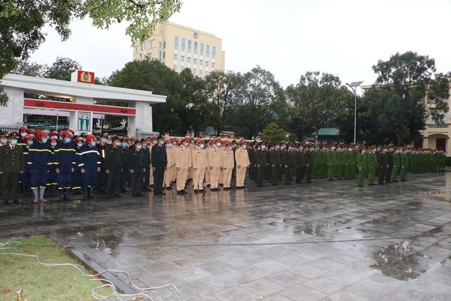 Công an Thanh Hoá ra quân bảo vệ Đại hội Đảng toàn quốc lần thứ XIII ảnh 1