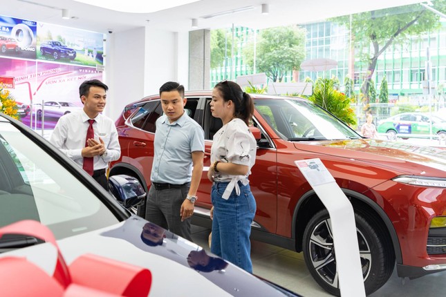 Những thay đổi tích cực trong hành vi mua xe ô tô của người Việt ảnh 2