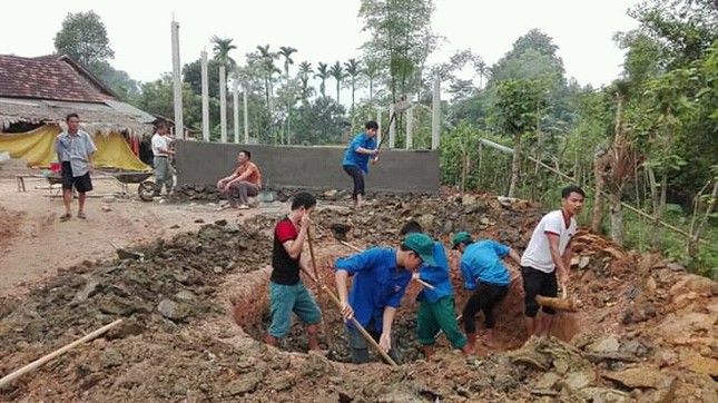 Đội tuyên truyền viên bảo vệ môi trường xã Hòa Hải, huyện Hương Khê, tỉnh Hà Tĩnh ảnh 2