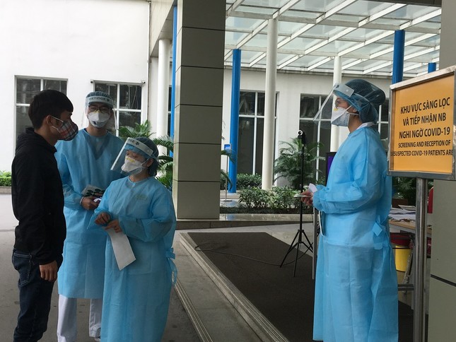 Vinmec Central Park – bệnh viện khám chữa bệnh an tâm nhất “mùa Covid” ảnh 1