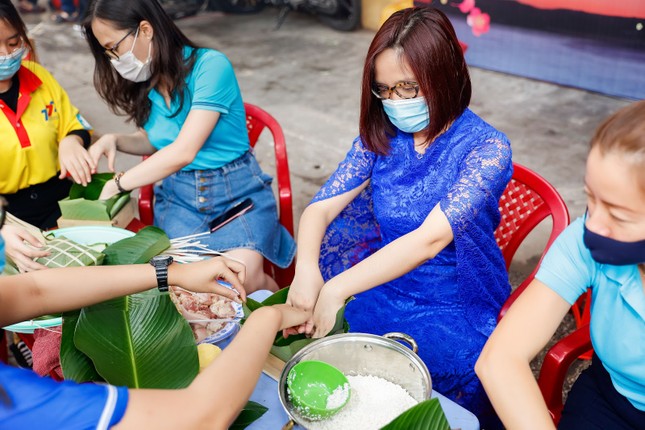 “Mẹ ơi, Tết này con sẽ về!”: Tết thực sự đến khi ta được về nhà ảnh 5